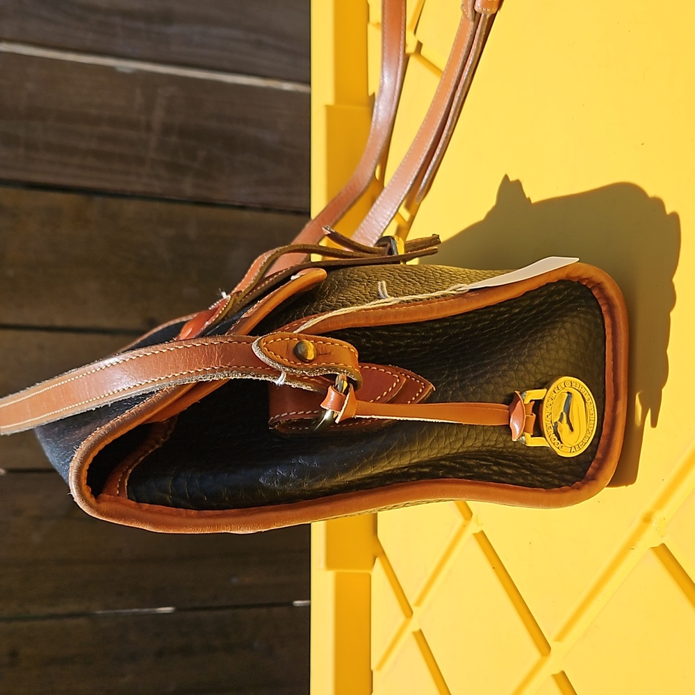DOONEY & BOURKE❤️Vintage❤️VINTAGE ❤️All Weather ❤️Shoulder Bag - Picture 4 of 8